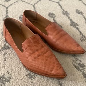 FRYE Kenzie Venetian Leather Rosewood Flats Sz 8.5